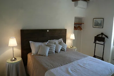 Villa mit privatem Pool in Oppède
