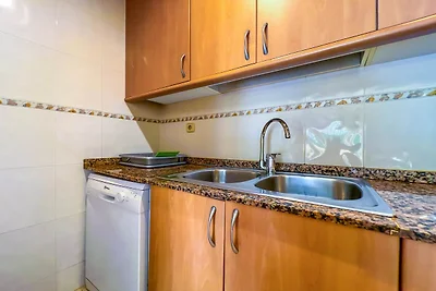 Appartement in Fenals bij Strand &...