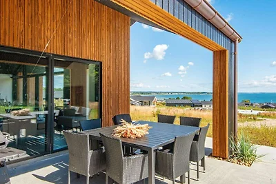 12 Personen Ferienhaus in Sjølund