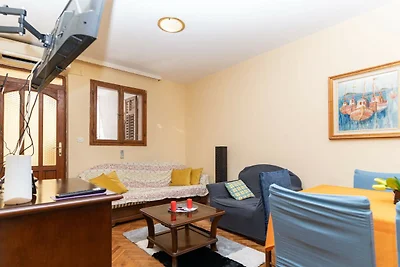 Casa Radha Bella - Two Bedroom Holiday Home