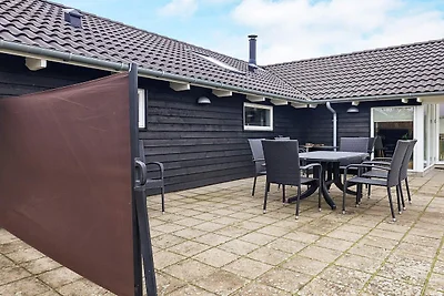 14 Personen Ferienhaus in Højslev