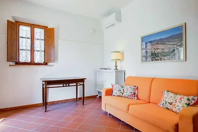 Wohnung mit Schwimmbad und Klimaanlage