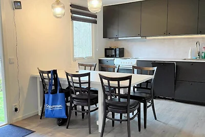 6 Personen Ferienhaus in HAKENÄSET-By Traum