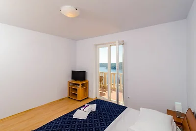 Apartments Bonavista - Premium Two Bedroom Ap...