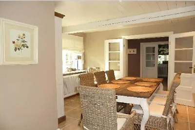 Ferienhaus in Nieblum mit Schwimmbecken