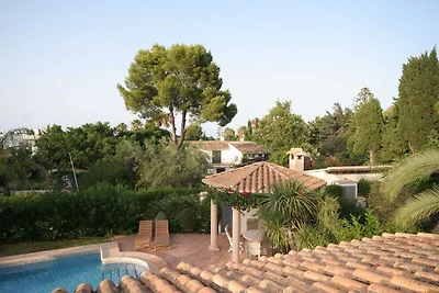 Luxuriöse Villa mit eigenem Pool in Les Rotes