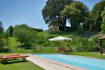 Ferienhaus in Cecina mit Schwimmbecken