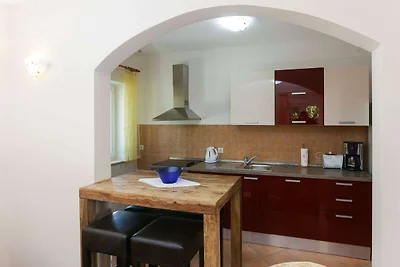 Villa Harmonia con patio e piscina in comune