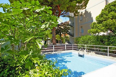 Appartamento a Pietra Ligure con giardino-pre...