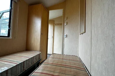 Ruhige Residenz mit großer Veranda in der Näh...