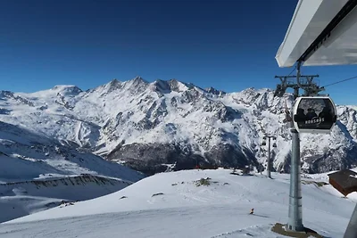 Chalet in Wallis nahe Skilift & Saastal