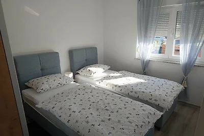 Cozy Apartment Bili - Two Bedroom Apartment