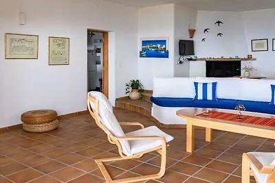 Villa in Sfinari mit Schwimmbecken