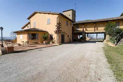 Belvilla di OYO Appartamento Ghianda