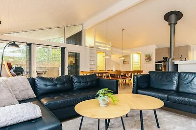12 Personen Ferienhaus in Saltum-By Traum
