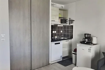 Modernes Studio in der Nähe des Mittelmeers