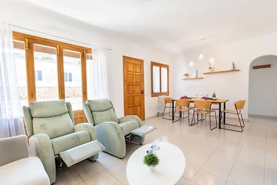 Ferienhaus für 6 Gäste in Strandnähe