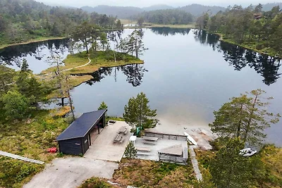 11 Personen Ferienhaus in Hornnes