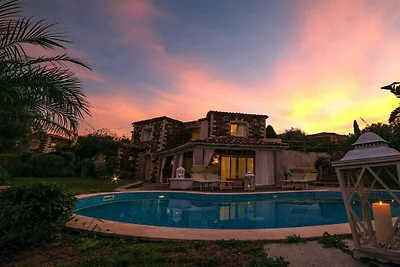 Villa in CASTIADAS mit Schwimmbecken