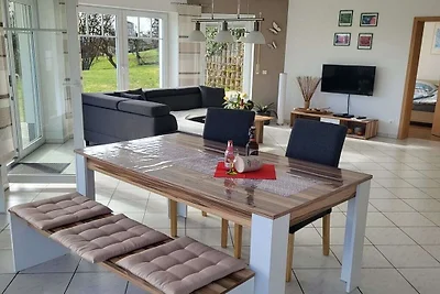 Ferienwohnung mit 2 Schlafzimmer