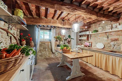5 Schlafzimmer Villa mit Pool in Lucca