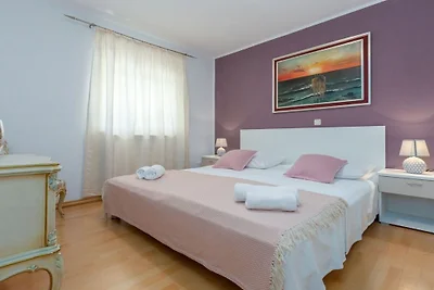 Apartament wakacyjny z 4 sypialniami