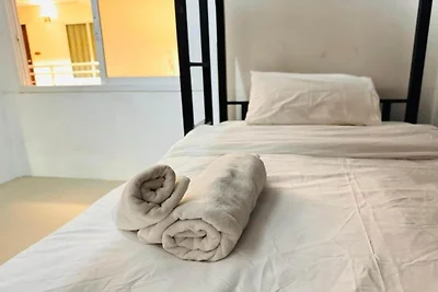 Bed in een gemengde| Budgetvriendel...