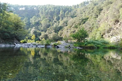Hütte in Peyremale mit Schwimmbecken