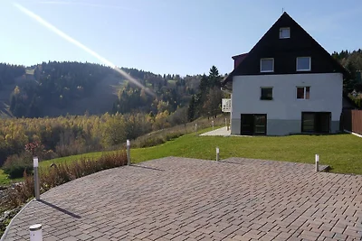 Villa in den Hügeln von Jachymov in der Nähe ...