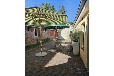 Ferienwohnung in Sande mit Schwimmbecken