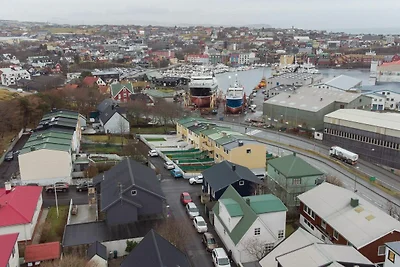 Centraal 2BR in Torshavn -- By Traum...