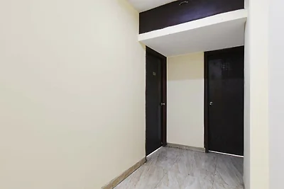 Super Hotel O New Alipore