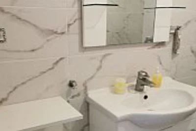 One Bedroom Apartment withTerrace-A4