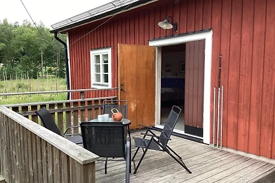 4 esrellas case en SVÄNGSTA