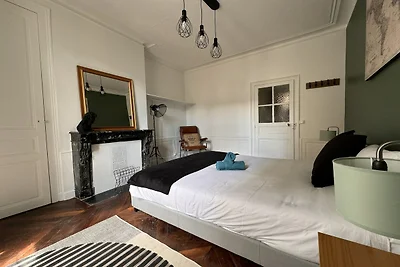 Verfijnd appartement met binnenplaats in La...