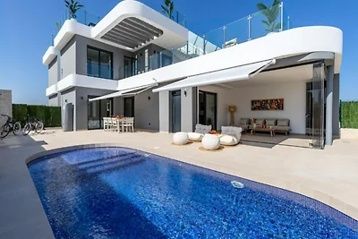 Villa a Los Alcázares con Piscina