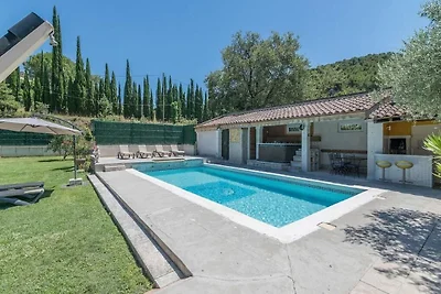 Splendida casa con piscina vicino al Luberon