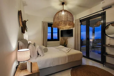 Villa in Sfakaki mit Pool am Strand