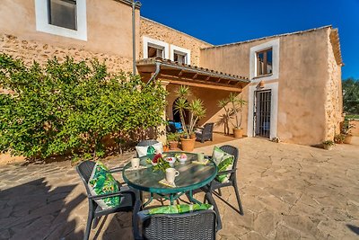 Ländliches Landhaus auf Mallorca mit Pool