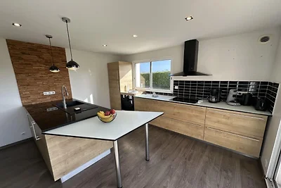 Elegant huis met prachtig uitzicht op zee