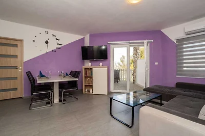 Apartment mit 2 Schlafzimmern und Meerblick