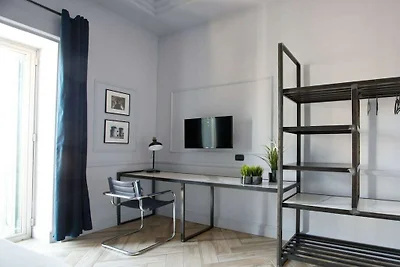 Apartamento en Nápoles con balcón