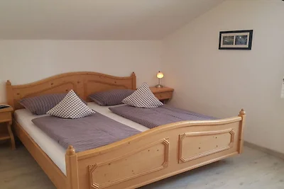 Ferienwohnung mit 2 Schlafzimmer