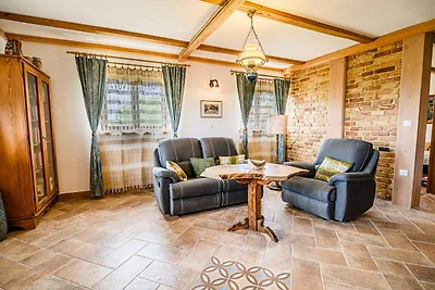 Hidden Authentic Haven Apartments - Two Bedro...