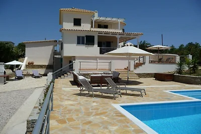 Villa a Kamaria con splendida vista
