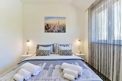 Three Bedroom apartment with Terrace and Swim...