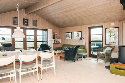 Cozy Retreat by the Sea - By Traum...