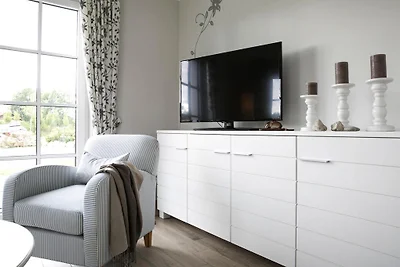 Luxus Reetdachhaus in Fuhlendorf mit Sauna