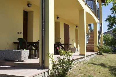 Appartement in Casalfiumanese met Terras
