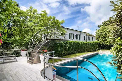 Geräumige Villa in Arcachon in Strandnähe